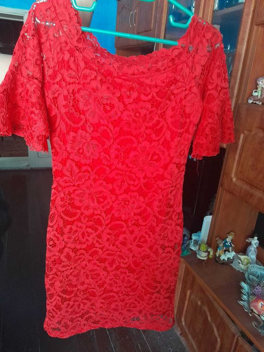 Rochie cu dantela