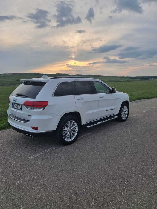 Jeep Grand Cherokee SUMMIT