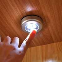 Сензорна LED лампа за шкафове гардероби таван стена килер светодиодна