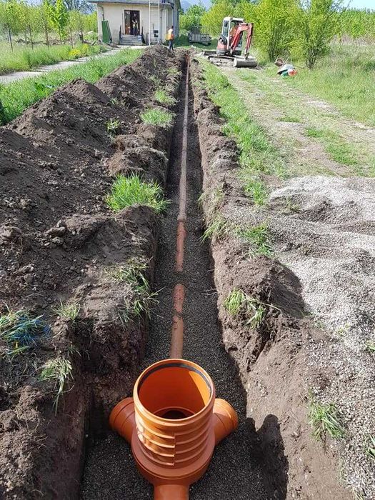 Prestari servicii miniexcavator 2 tone