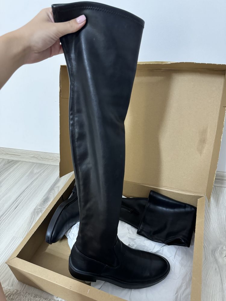 Cizme lungi Stradivarius