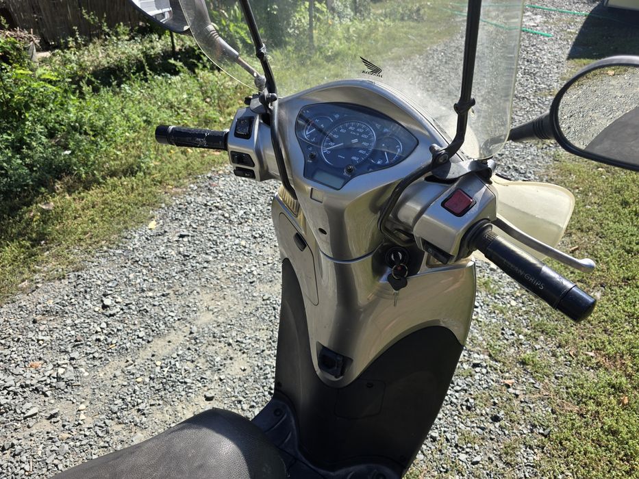 Scuter Honda Sh300