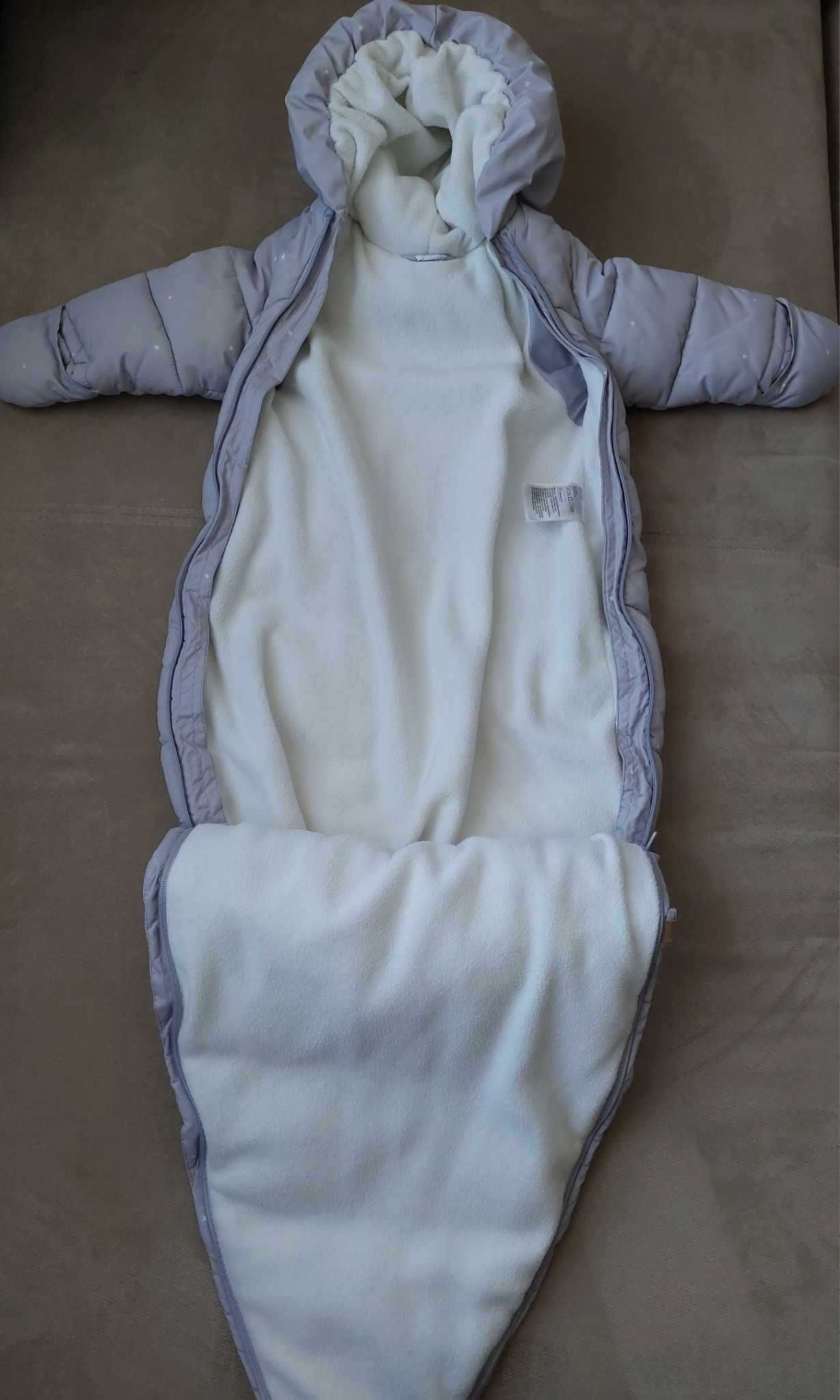 Бебешки ескимос космонавт