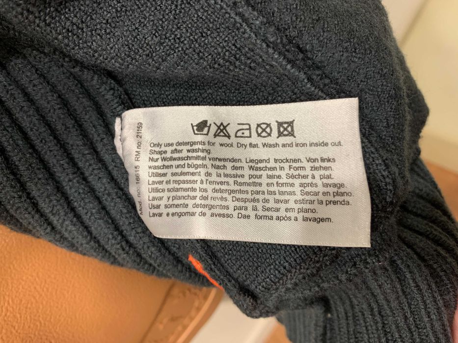 Pulover/Jacheta Hugo Boss cu fermoar unisex S