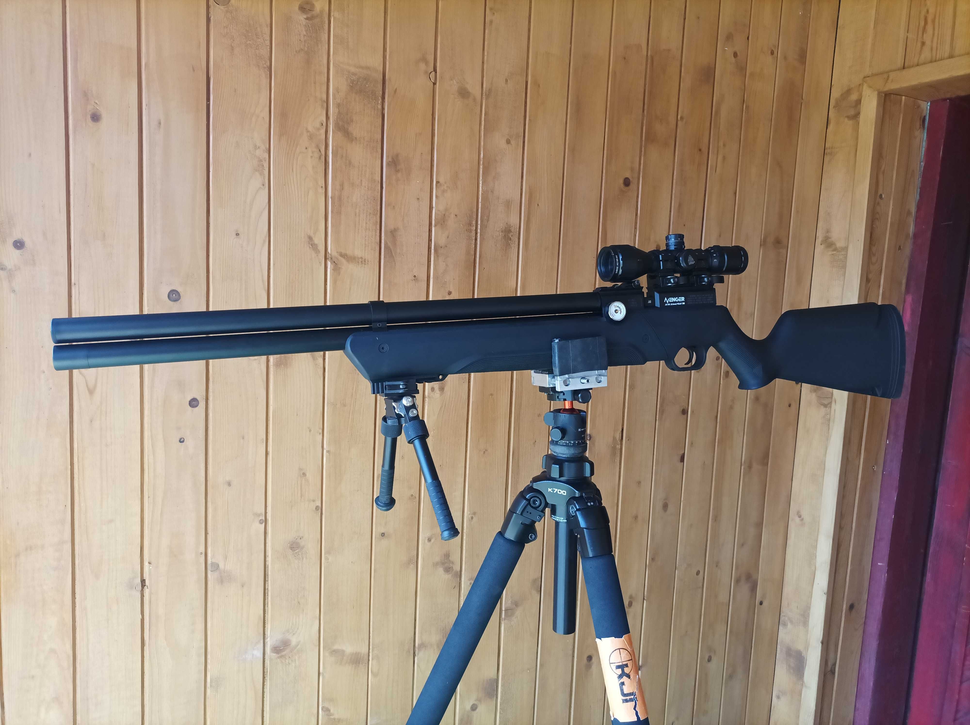 Въздушна  пушка Air venturi Avenger 5.5 mm и преносим КОМПРЕСОР