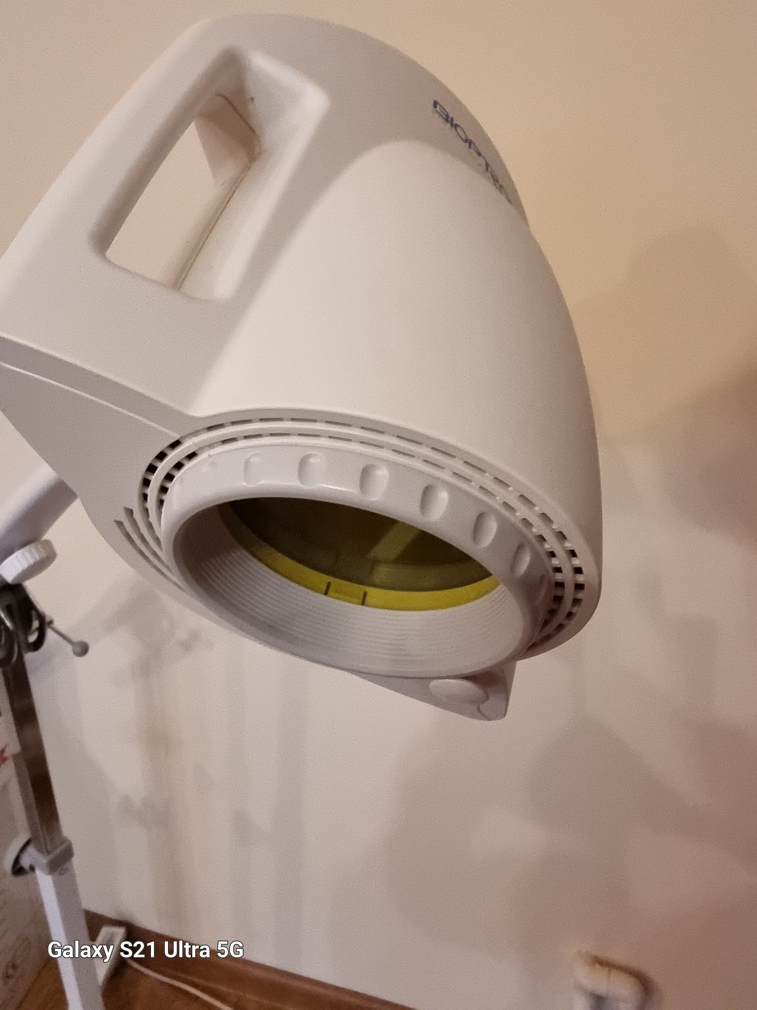 Bioptron Pro.1 super profesional lentila 11 cm cu suport podea pe roti