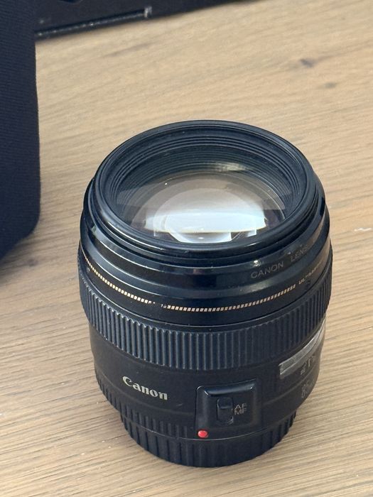 obiectiv canon 85 mm f 1.8