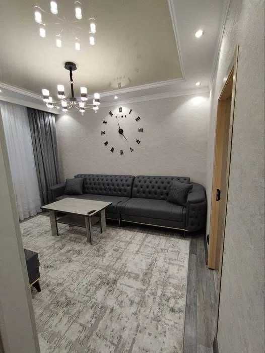 Сдам срочно кв-ру Чиланзар , ул. Мукимий ТРЦ Парус 2-ком 2/4 (Р5)