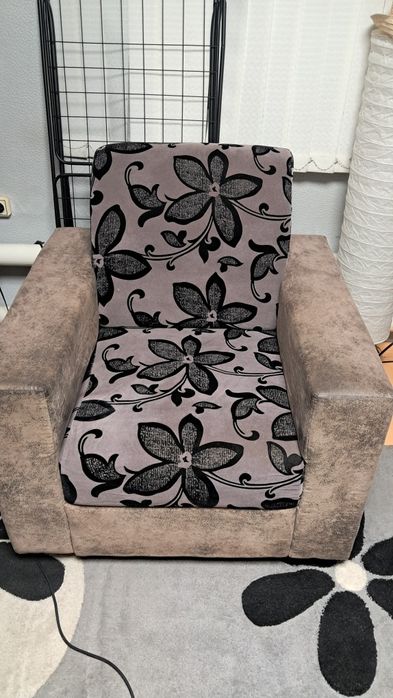 Продам диван с креслом