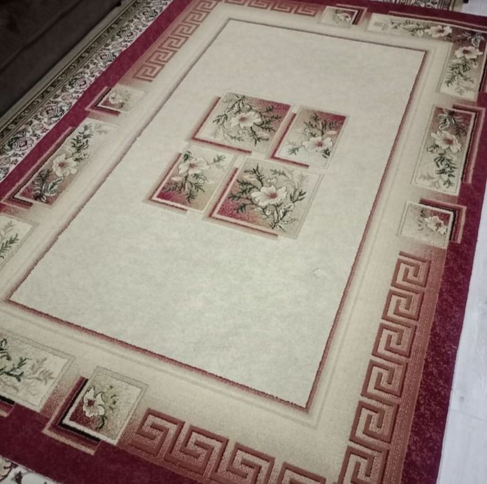 Шерстяной  Ковёр 2/4