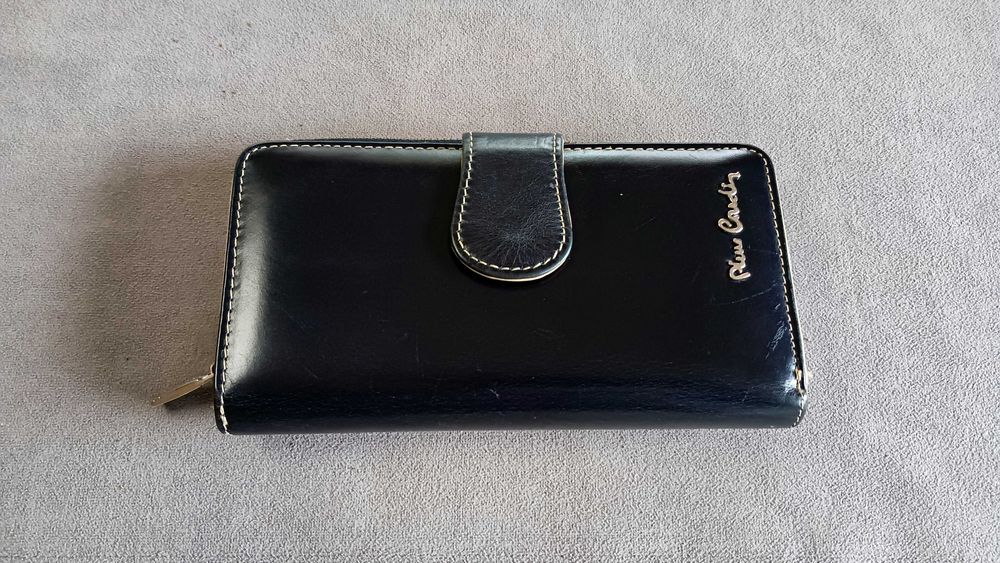 Pierre Cardin естествена кожа