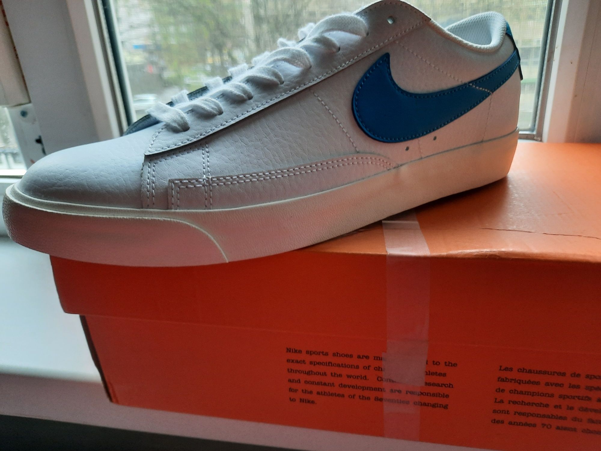 Nike BLAZER LOW LEATHER
, NOI, mărimea 43