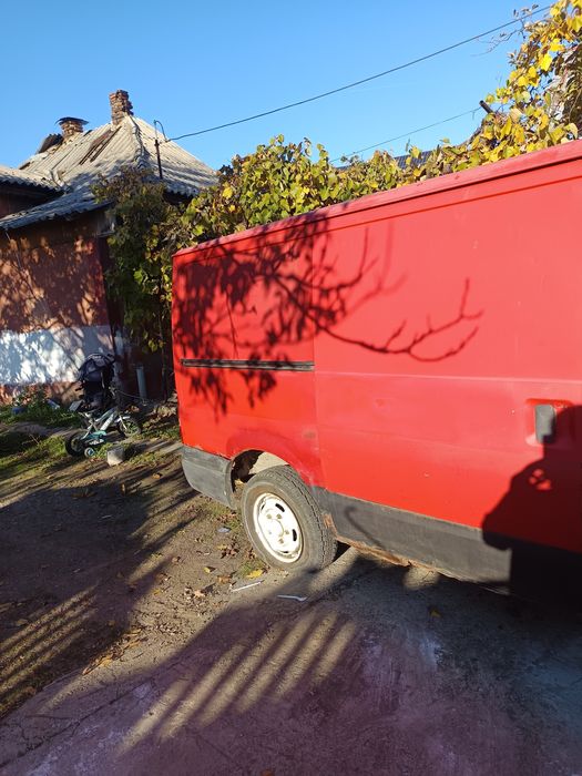 Vând sau schimb Ford transit