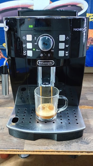 Expresor - Aparate cafea DeLonghi Magnifica S, Philips!!