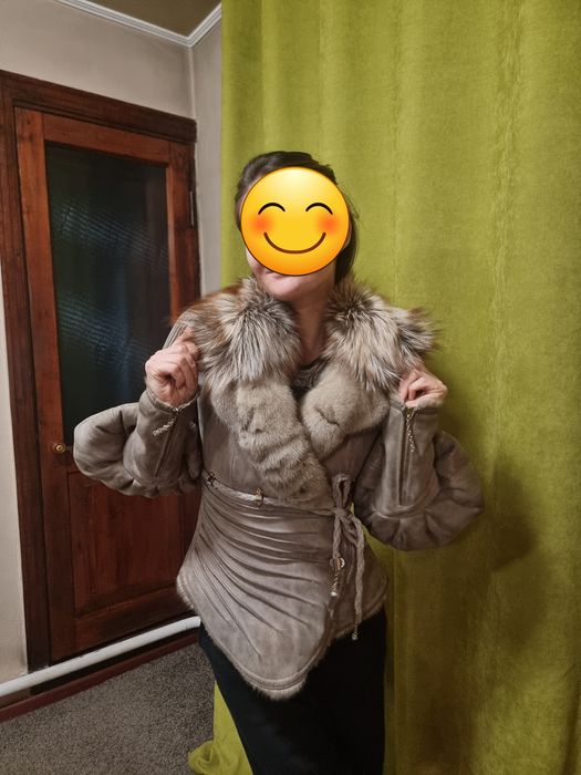 Дубленка натуральная, с отделкой из меха норки и лисы