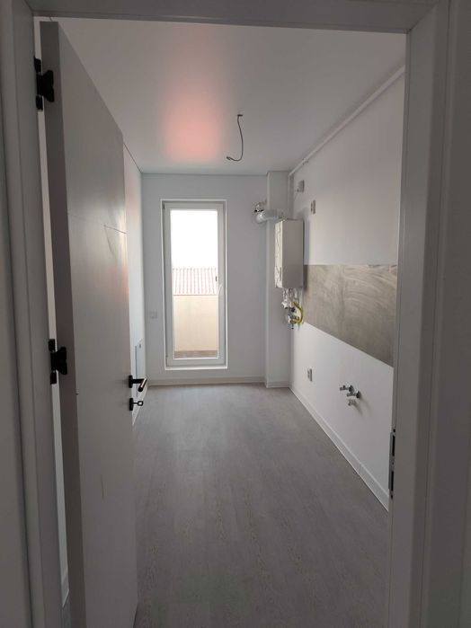 Particular vand garsoniera cu incalzire in pardoseala, loc de parcare