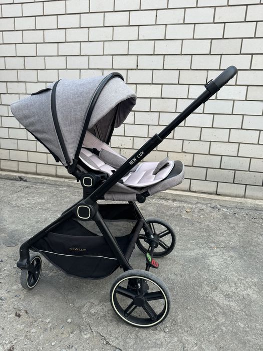 Продам коляску new lux
