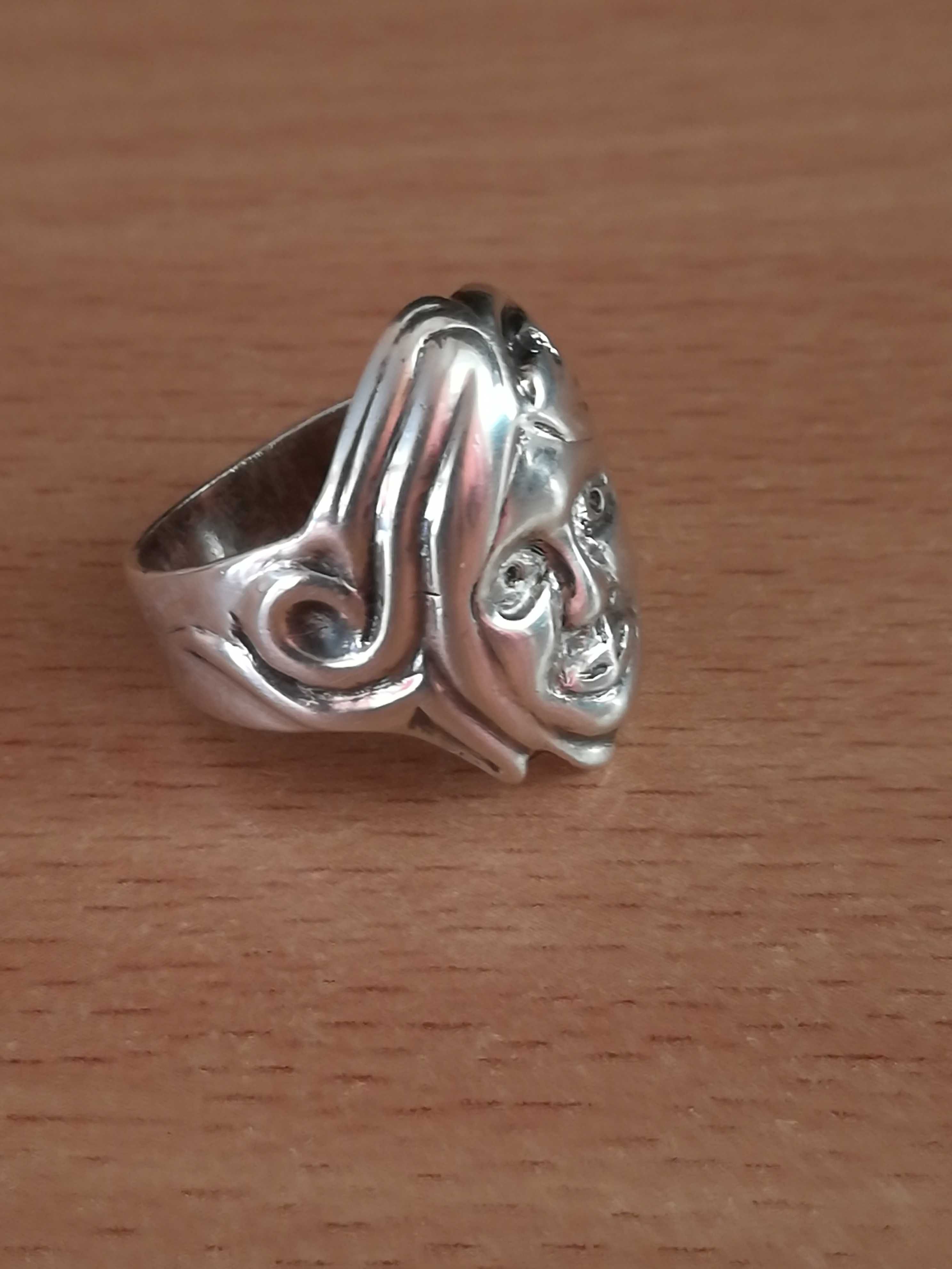 Кольцо-печатка мужская серебро размер 17,5