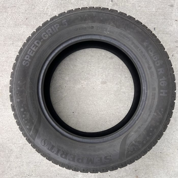 2 Anvelope iarna 215 65 16 Semperit DOT 2021