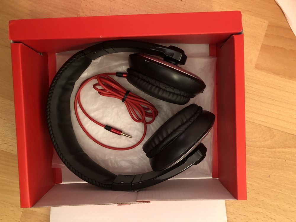 Продавам слушалки beats