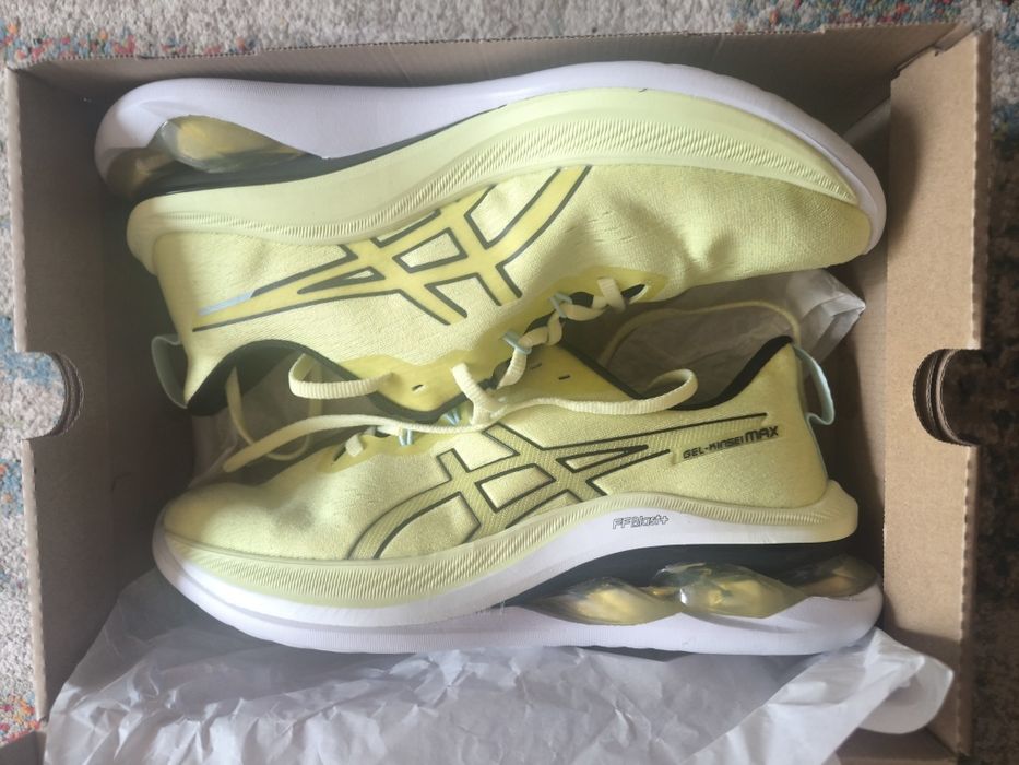 Adidasi alergare asfalt si trail 44 PRET FIX