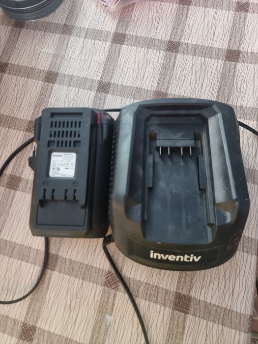 Acumulator si încărcător Inventiv 40v