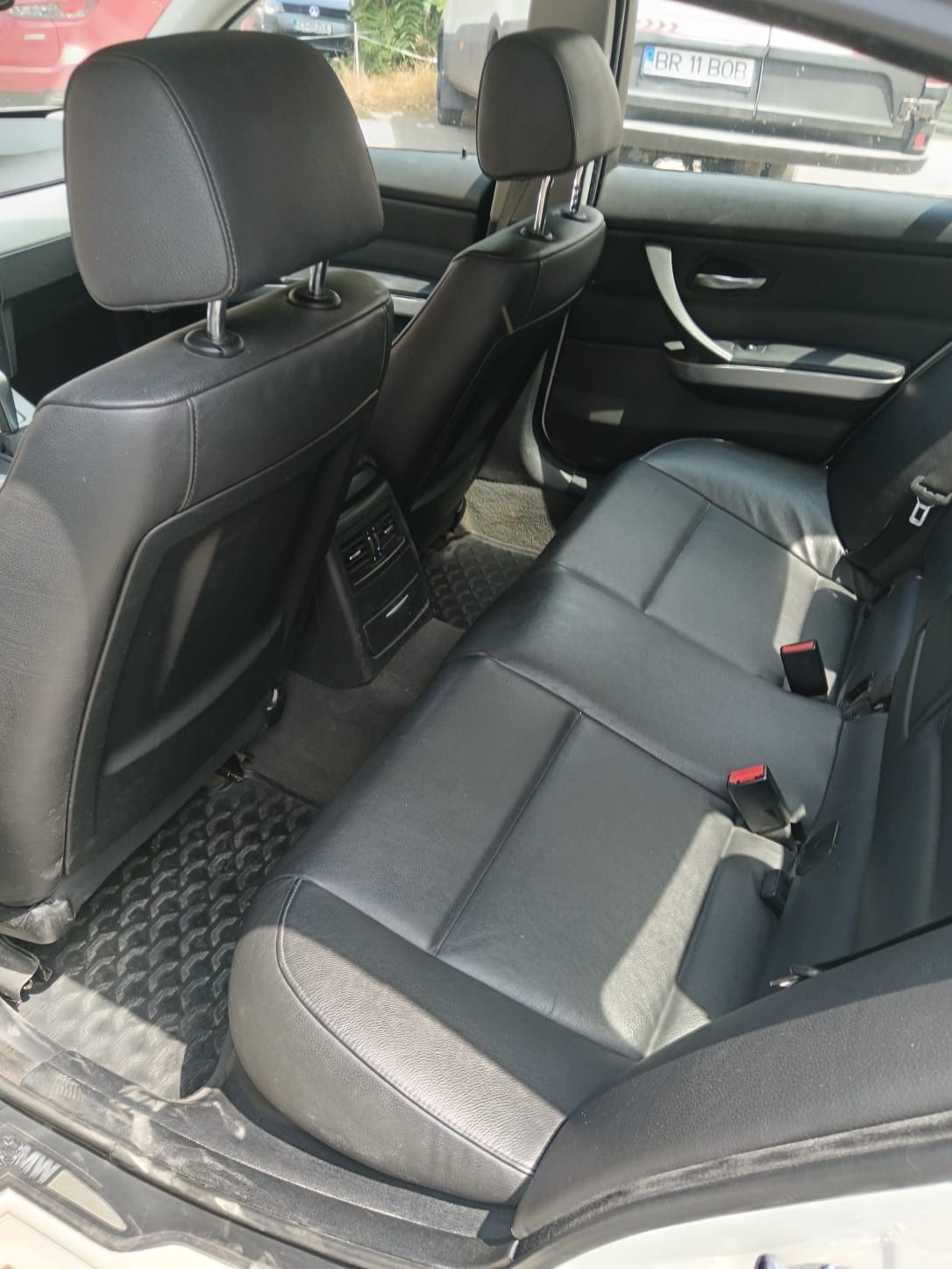Vând BMW e90 seria 3