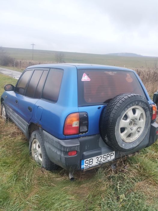 Toyota rav 4 acte la zi