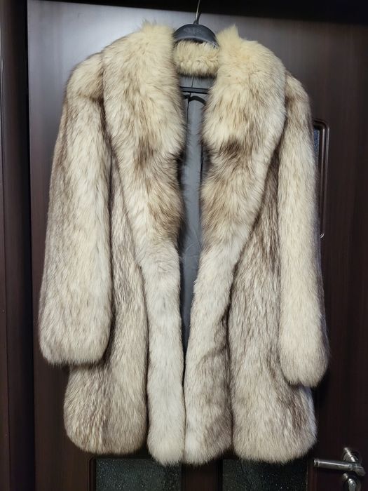 Haina de blana vulpe argintie – calitate superioara, impecabila