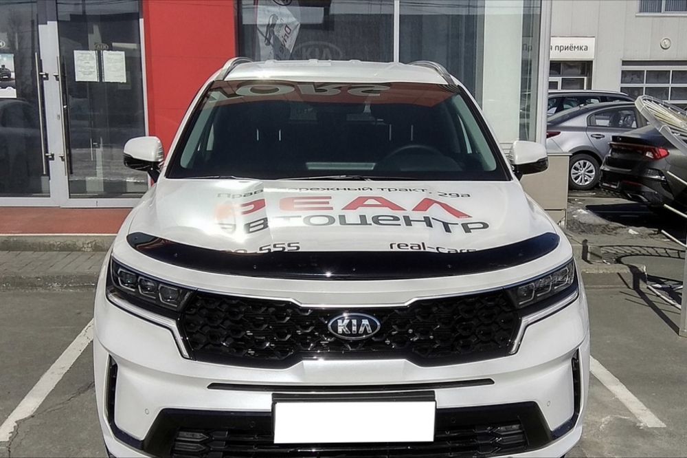 Дефлектор капота (мухобойка) Kia Sorento с 2020 по 2024