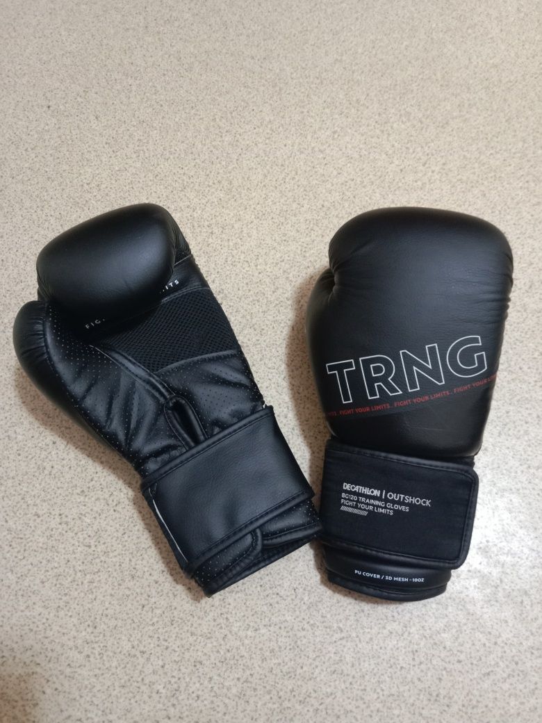 Боксерские перчатки TRNG 10OZ