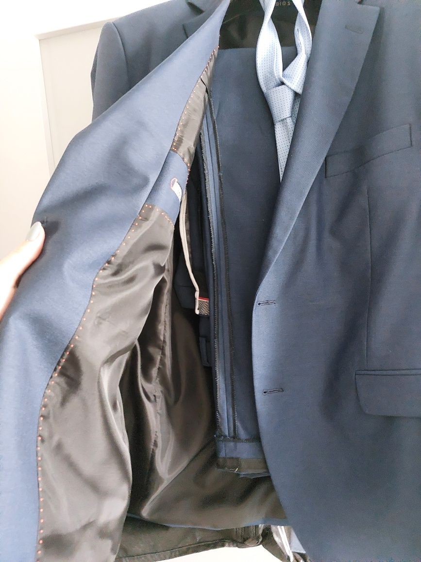 Costum bărbătesc bleumarin