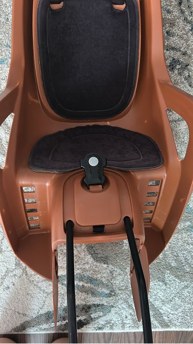 Vand scaun pentru bicicleta