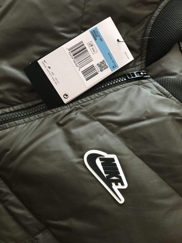 Nike Sportswear Down-Fill Windrunner,яке със гъши пух размери S,M