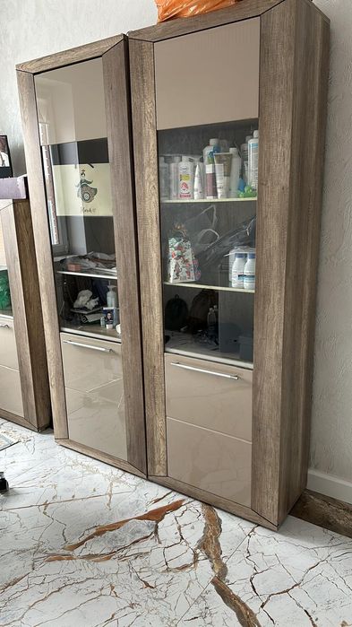 Продам шкаф хороший