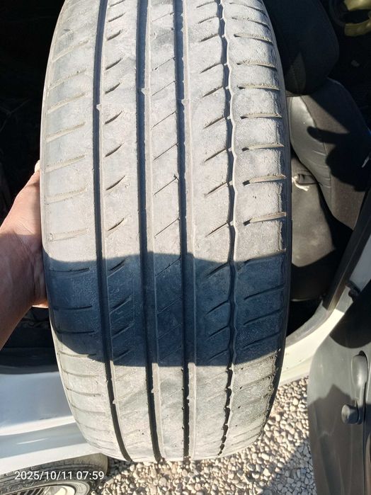 Shina 215  60  R16