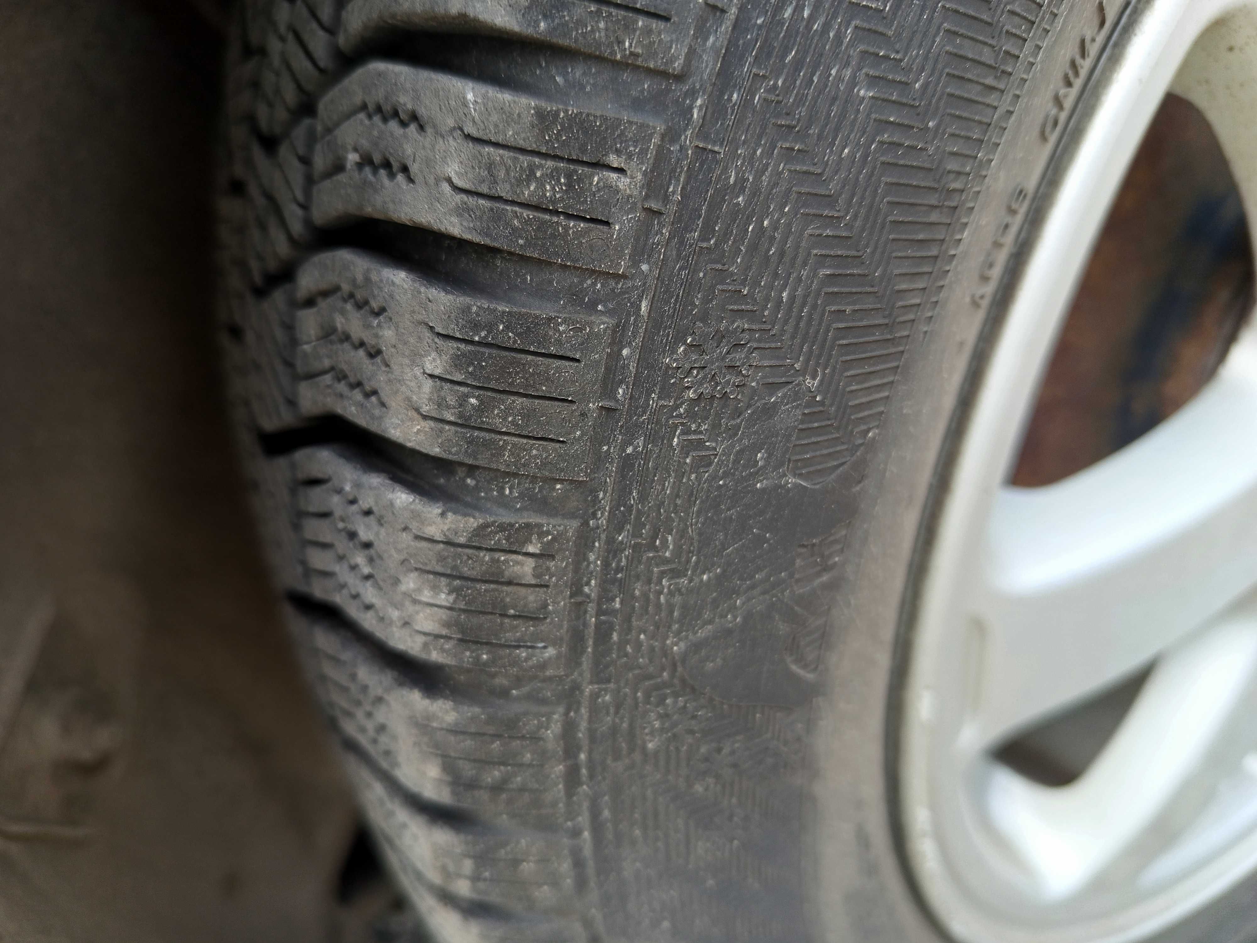 Лети джанти със зимни гуми за Субару 15джанти Subaru 15 195/60/15