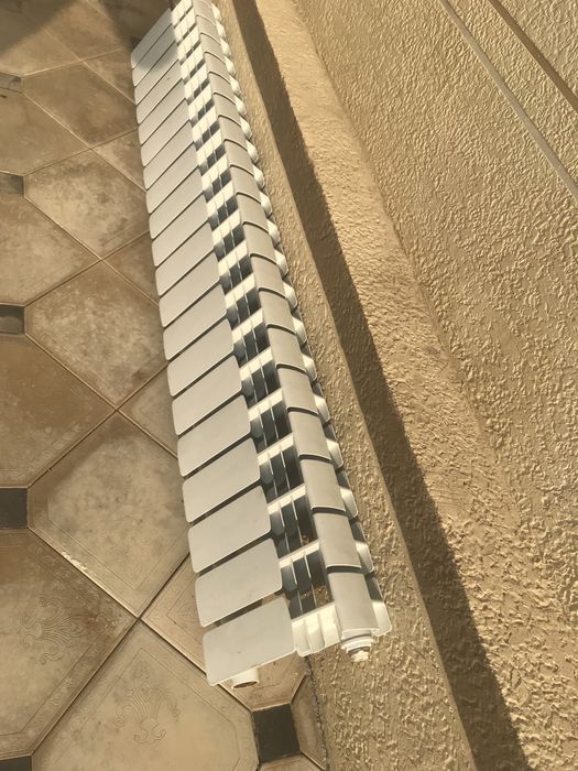 Atapleniya radyatir sotiladi