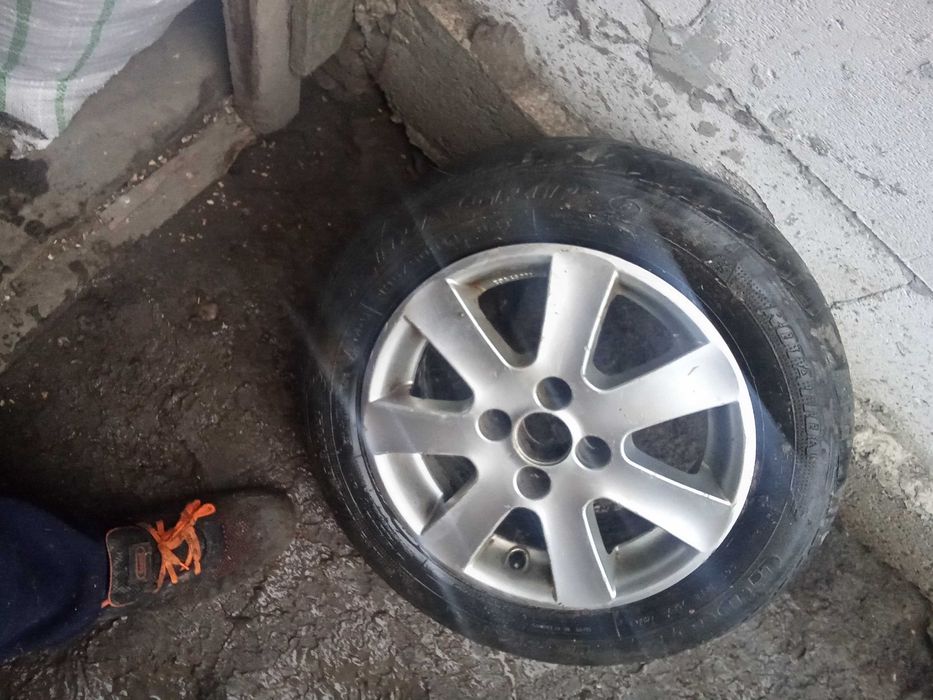 FRF hddbcbxzbfcxzfff