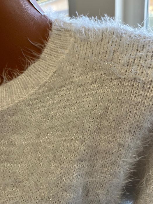 Pulover dama Yessica cu puțin fir argintiu