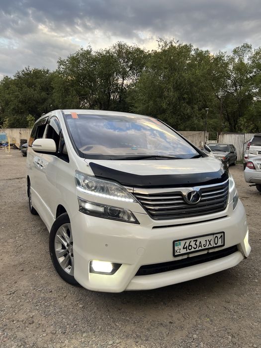 Автостекла Алматы. Замена лобового. Автостекло. Установка лобового