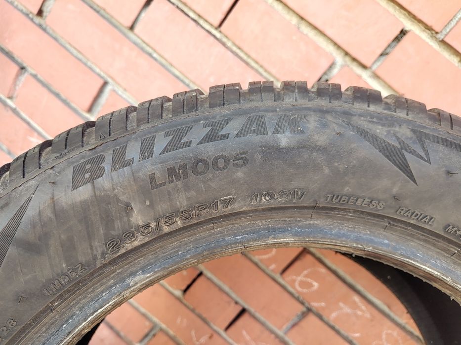 235/55/17 Bridgestone