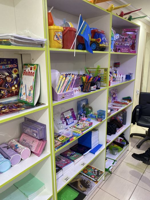 Продам торговый стеллаж