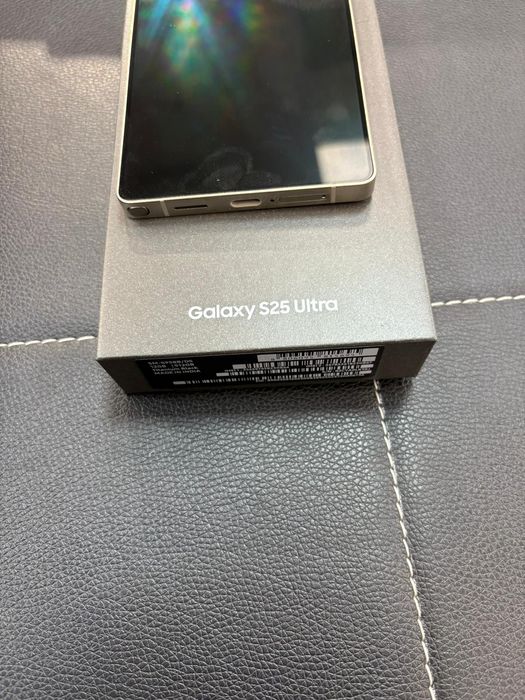 Vând Samsung s 25 ultra 256 GB