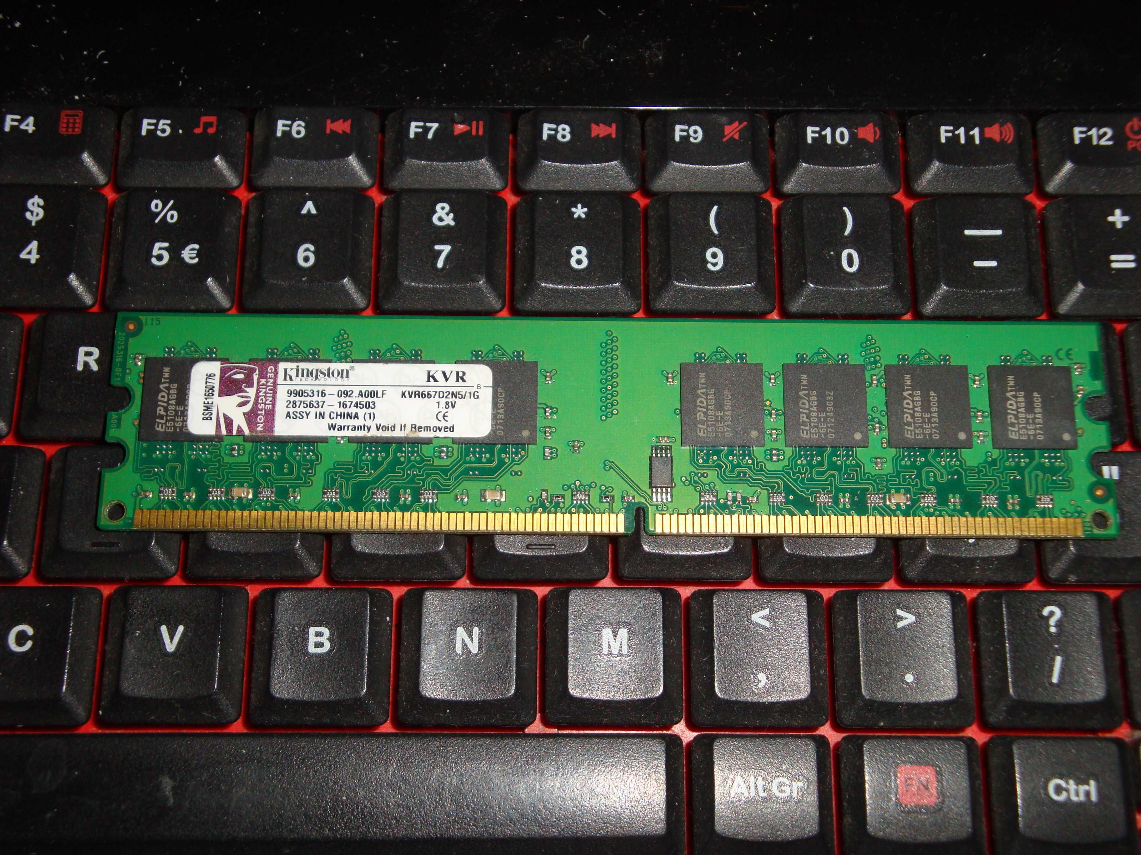 memorie ram ddr2 1gb 667 mhz kingston pc2 5300