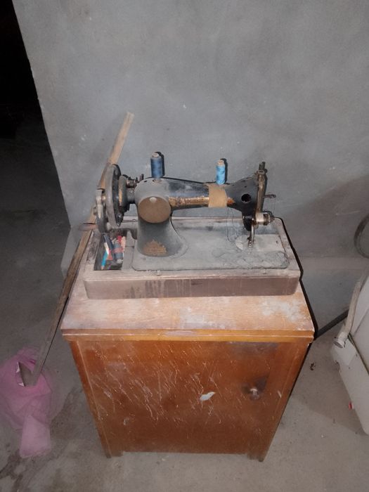 Швейная машина б у