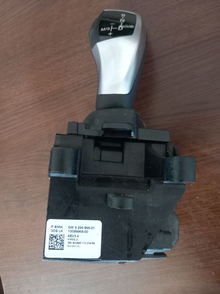 Selector viteze cutie automata bmw 320 f30,f31 f30 f31 2012 - 2018 
St