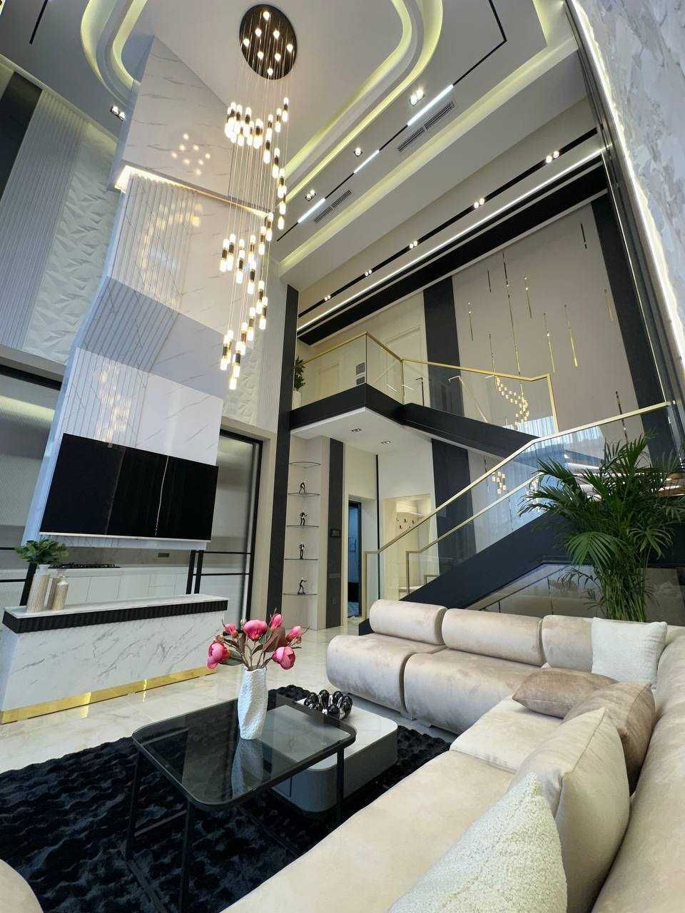 м.Буюк Ипак Йули ул.Сайрам 5-комн 2-этажа 250 м² 1,6-сот евроремонт