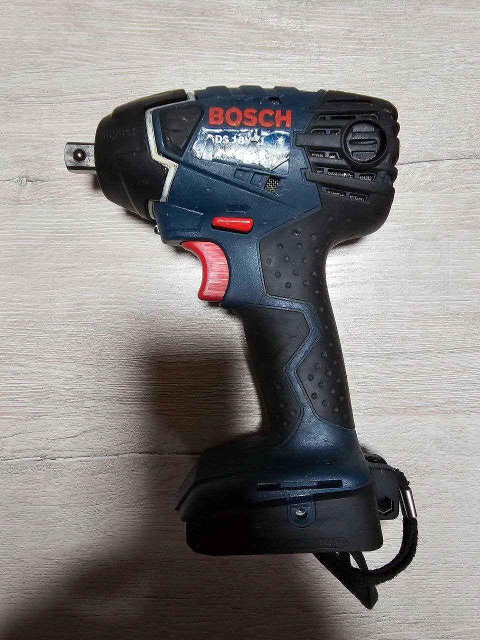 Аккумуляторный гайковерт Bosch Professional GDS 18 V-LI