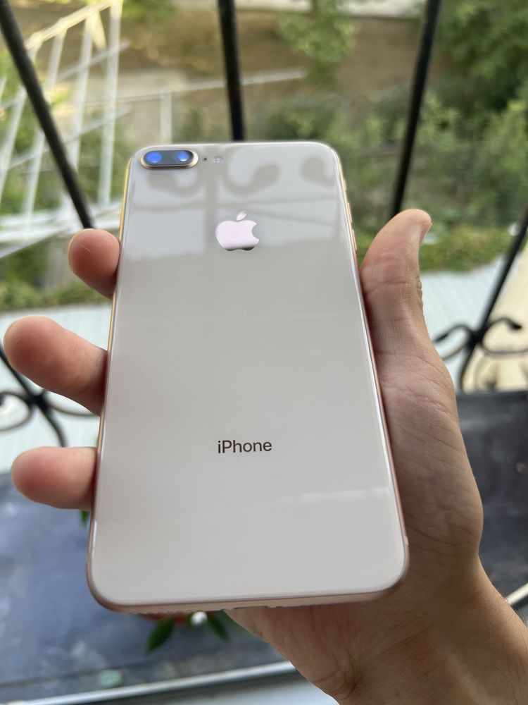 APPLE IPHONE 8 plus …………